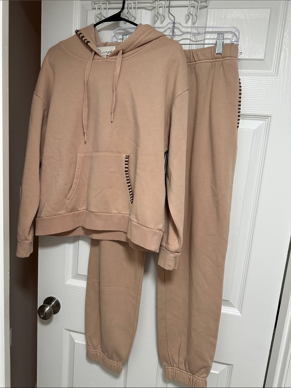 Vintage Havana Women's Tan Hooded Sweatshirt & Joggers Set with whip stitch